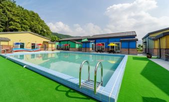 Cheongju Chojeong Sparkle Pension