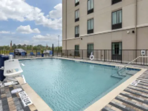 Comfort Inn & Suites Jacksonville - Orange Park Near Naval Air Station Hotels in Duval County