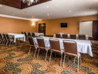 Best Western Plus the Inn  Suites at the Falls Hotels in Red Oaks Mill