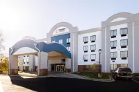 Comfort Suites Hotels in Springfield