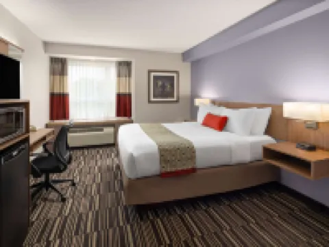 Microtel Inn & Suites by Wyndham Kirkland Lake Hotels in Timiskaming District