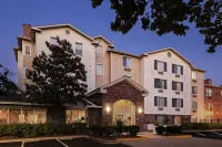 TownePlace Suites Sunnyvale Silicon Valley Hotel dekat Sunnyvale Caltrain station
