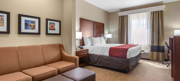 Comfort Inn & Suites Glenpool Hotels in Tulsa County