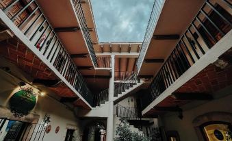 Mikaella Hotel