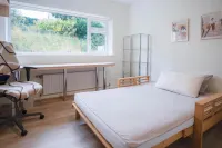Longview - 4 Bedroom Holiday Home - Pembroke Dock - Wifi