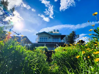 Cloud & Mist Inn-Stay with Mountain Views in Kotagiri, Near Ooty Hotels near Kodanad View Point