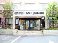 West Inn Fuji-Yoshida Hotel in zona Lisa-Gaspard town