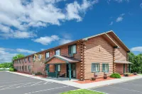 Super 8 by Wyndham Ticonderoga Hotels near Walgreens