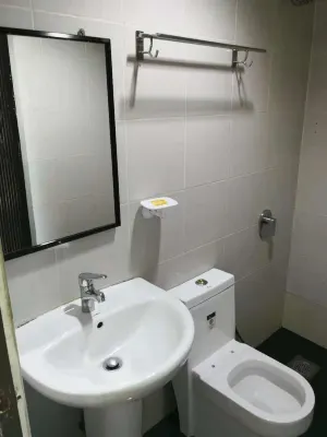 Aircondroom@Medan Inn Hotels near Mr. Ho's Restaurant