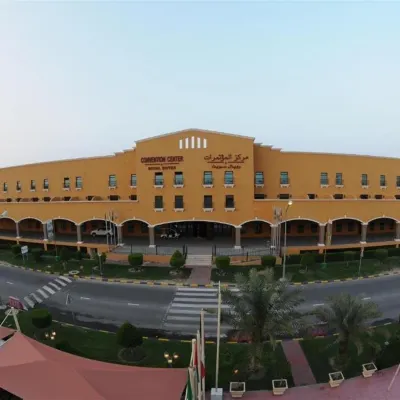會議中心和皇家套房飯店 shuwaikh beach park附近的飯店