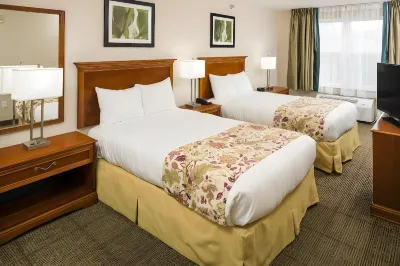 Smart Suites, Ascend Hotel Collection