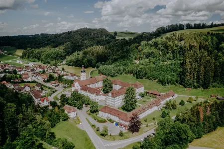 Hotel Kloster Fischingen Отели в г. Виль