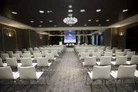 Doubletree by Hilton Pointe-Noire Hotels in Pointe Noire