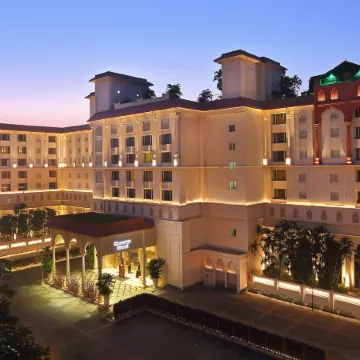 Sheraton Grand Pune Bund Garden Hotel