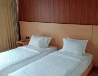 Hiromi Glamping Anyer Beach Resort Hotell i Pasauran