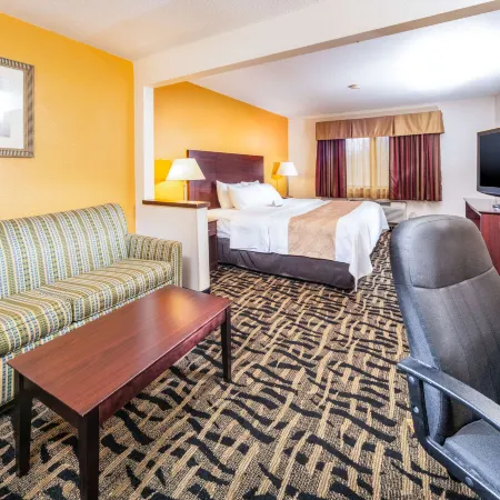 Quality Inn & Suites