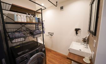 Garage House Hotel Ishiuchi Base