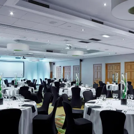 Manchester Marriott Victoria & Albert Hotel Отели рядом с достопримечательностью «Каслфилд»
