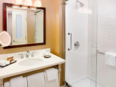 Sheraton Rockville Hotels near The Square at Rockville