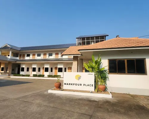 มาร์คโฟร์ เพลส Mark Four Place Hotel โรงแรมในแพร่