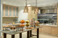Hilton Garden Inn Key West/The Keys Collection - breakfast