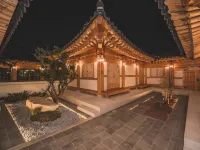 Gyeongju Cheomseonggwan Hanok Stay Hotel in zona Sito Storico di Seokbinggo