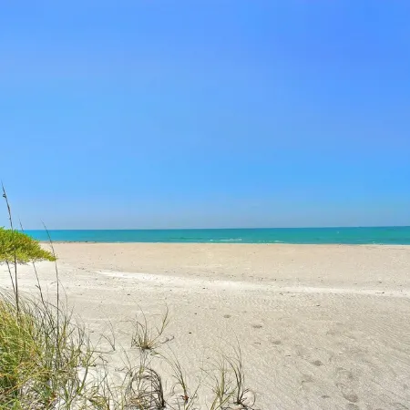 Sunswept Villa 4-Riverwalk/Park Front w/ Pool, Near Ami Beaches - Pet Friendly!