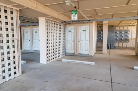 Sound front condo, pool, water access, & sunsets