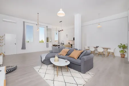 Homey Apt. Cómpeta Отели в г. Компета