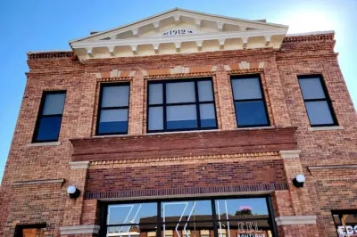 The Wayne Byrd Nest117 W 2nd St. Wayne, NE Hôtels à : 