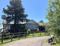 Country Living for Grandparents, Travel Nurses and Execs!