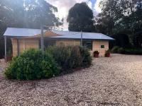Cosy cottage on rural property 10 minutes from Kyneton's restaurants. - Wi-Fi