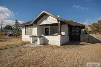 The Rexburg Cottage - a newly remodeled 1940s home with a modern farmhouse feel! - 2つ星