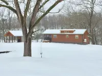 Romantic Getaway! 15 min to Lake Lure / Chimney Rock / 45 Min Blue Ridge Parkway