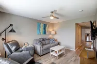 ChampionHill - Pick & Roll into Spooky Nook 2Bd Townhome with Off Street Parking