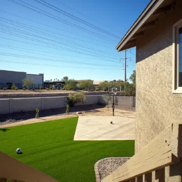 Airport,Downtown,food,shopping,mountain views,WiFi