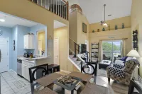 Beautiful Penthouse Condo with Community Pool & Tennis Courts
