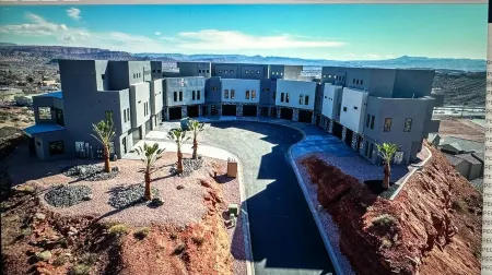 Hideout In The Sky Отели рядом с достопримечательностью «Ред Хилс Десерт Гарден»