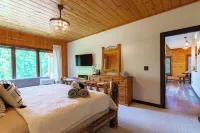 SUPER COZY/5BDR/LOG CABIN/BIG Families/Game room/Hot tub/NO CLEAN FEE
