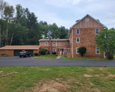 8 Minutes to Bethel Woods! Apt. 1  is on the First Floor  and Newly Remodeled Hotels in Delaware
