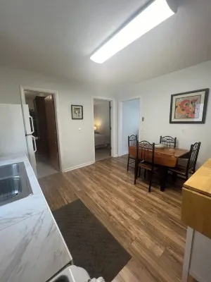 Charming 1-bedroom flat in lovely Corning Hotels in Corning