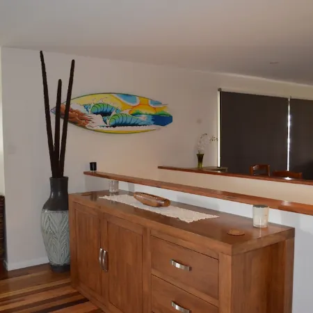 'SEASIDE RETREAT' beach & nature at your doorstep Отели в г. Вули
