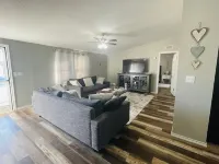 "Lazy Days" less than 10 minutes from Lake Texoma and Choctaw Casino