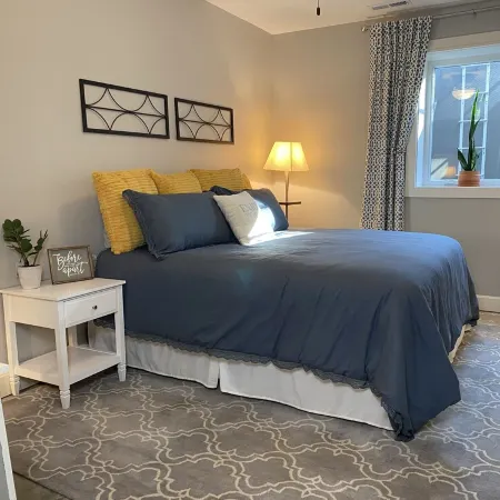 Steps from KU, Private Guest Suite & Game Room
