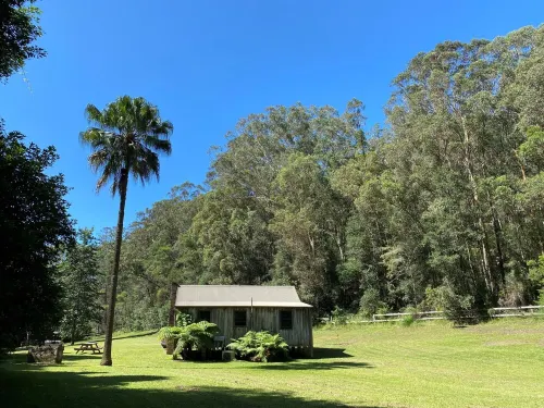 Cabbage Tree Cottage @ Hidden Valley Retreat Cottages Hotels in Grose Vale