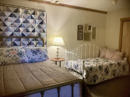 Ultimate Barn Stay with Lots of Space! Visit Farm Animals and 20 Min to Hershey! Отели в г. Лебанон Каунти