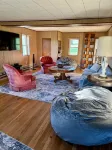 Spacious farmhouse on working PA family farm.  Close to AOAA park and Knoebels! - Homestays