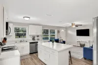 Spacious 5/2 in Orange Park