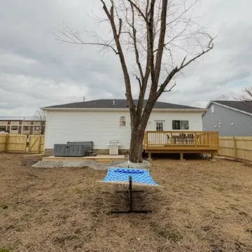 New build modern home 3BR with Hot Tub & ping pong