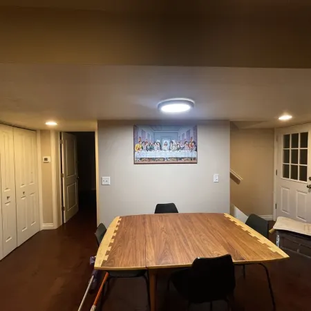Downtown Boulder Oasis. 3 Blocks from Pearl St Mall. 4 bedrooms and 2 full baths